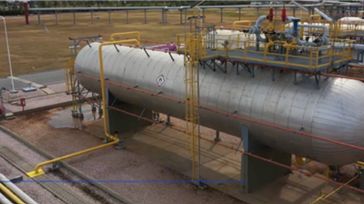 Planta de separación de líquidos de gas natural en Bahía Blanca